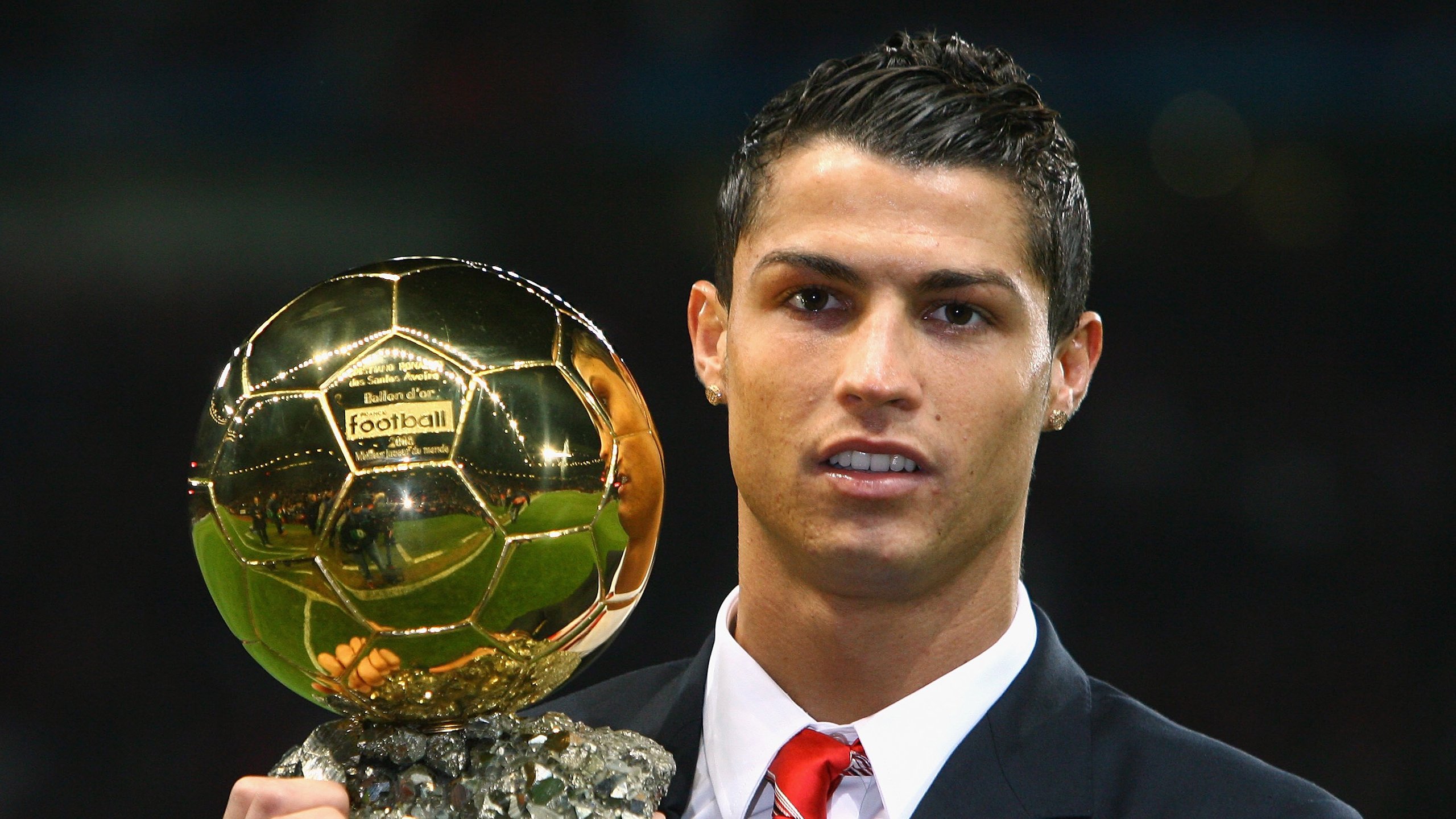 哈兰德连续23场破门，英超火力全开再创新高，哈兰德未来锁定六大顶豪_3英2西1意 切